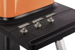 Brico Everdure Furnace Gasbarbecue Oranje 131,2X74,3X106,7Cm- Gasbarbecue