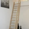 Brico Handystairs Molenaarstrap "Torino" Inclusief Leuning - 62 Cm Breed - 280 Cm Hoog - 13 Grenen Treden- Zoldertrappen