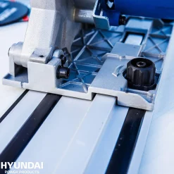 Zaagmachines|Brico Hyundai Invalzaag + Geleiderail 56341 1050W