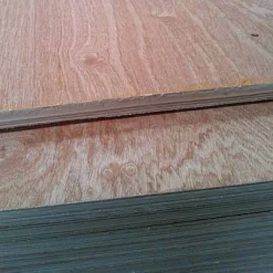 Multiplex|Brico Sencys Vochtwerend Multiplex-Paneel 'Topplex' 250X122X1,8Cm