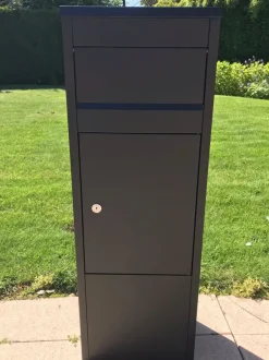 Brico Vasp Parcelbox Munchen Zwart- Brievenbussen